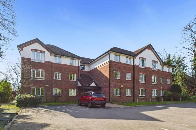 1-bed flat on Flat 35, Edge Lane, Manchester, £40,000