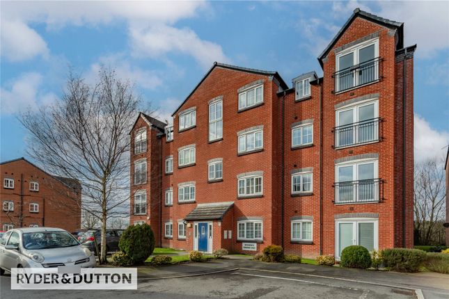 2-bed flat on 46, Baldwins Close, Oldham, £155,000