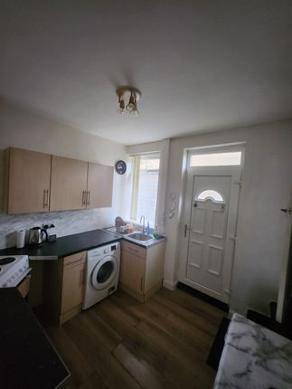 11 George Street, BARNSLEY photo 4