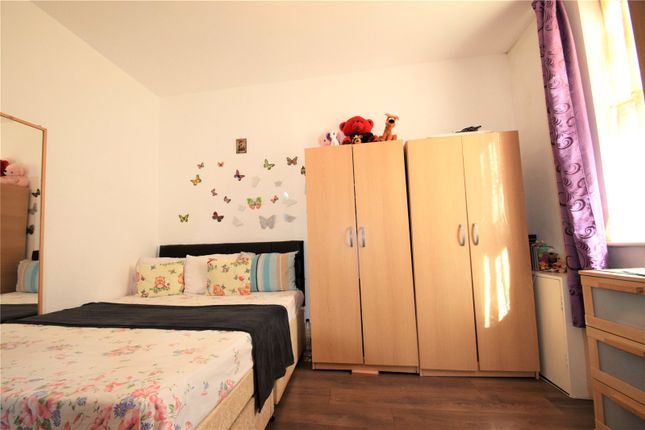 9, Ecclestone Place, Wembley photo 4