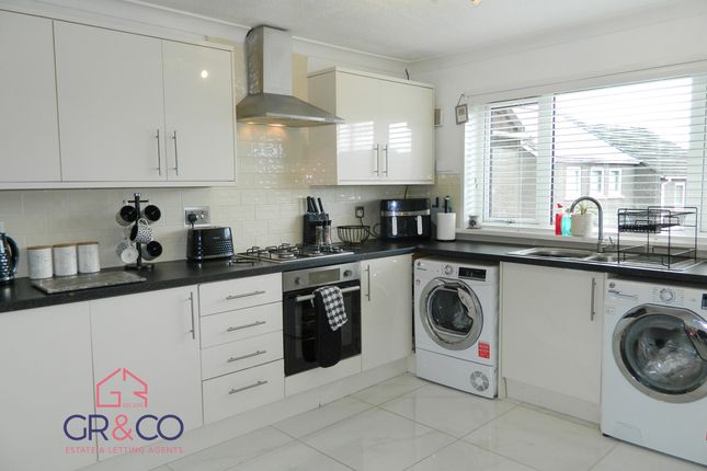 14 Blaen Wern, Ebbw Vale photo 2