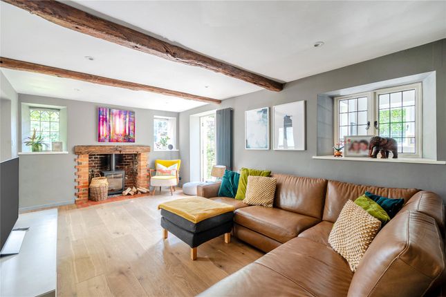 Rowbarns Cottage,, Green Dene, East Horsley photo 3