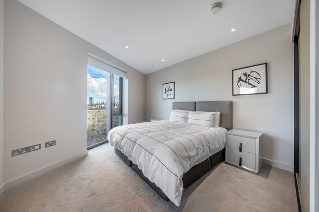 Flat Apartment 25, Ebury Apartments, Ebury Place, London photo 4
