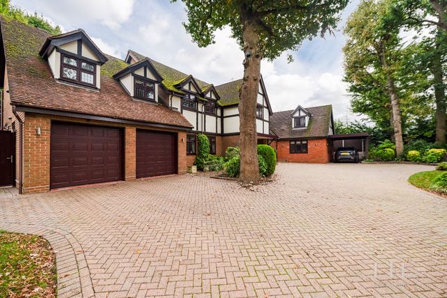 Detached house for sale in Tall Trees Close, Hornchurch