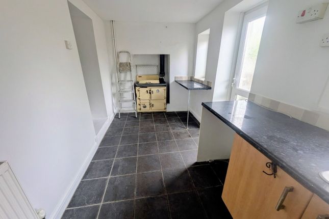 38, Cwmamman Road, Ammanford photo 4