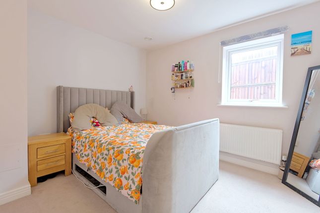 Novia House, 27,Flat 18, Tapster Street, Barnet photo 4