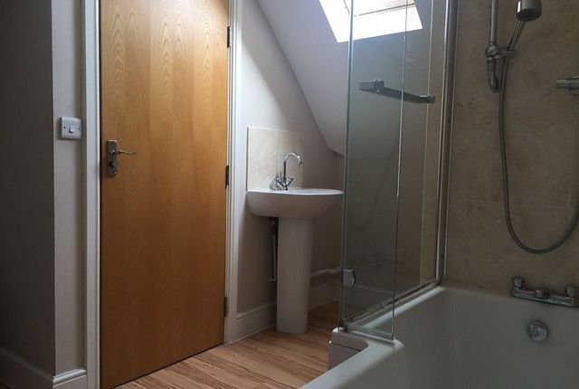Flat 5, 12 Carlton Road, Southampton photo 5