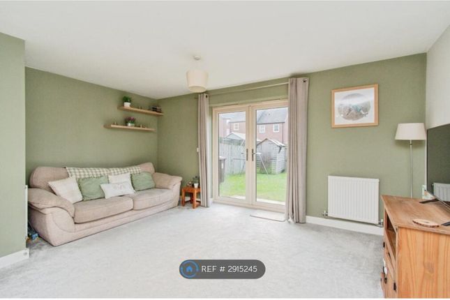 Melville Drive, West Yorkshire, Castleford photo 2