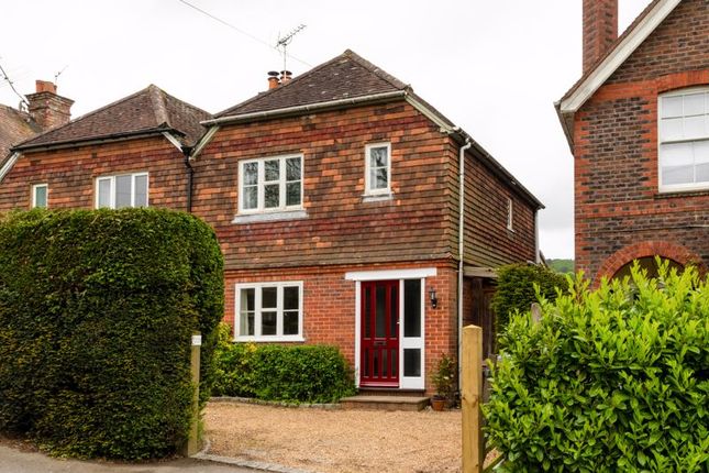 Semi-detached house to rent in Grayswood Road, Grayswood, Haslemere