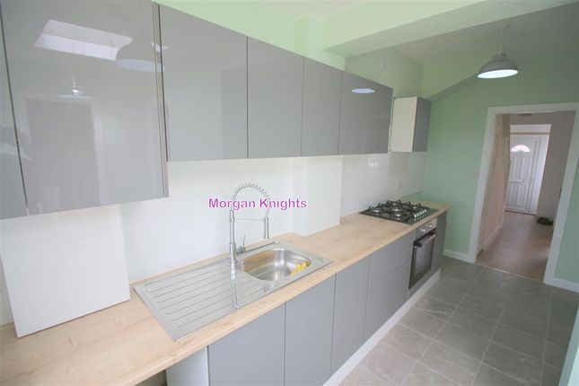 Fitted Kitchen: