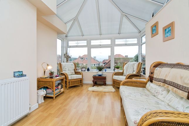 29, St. Margarets Drive, Conwy photo 4