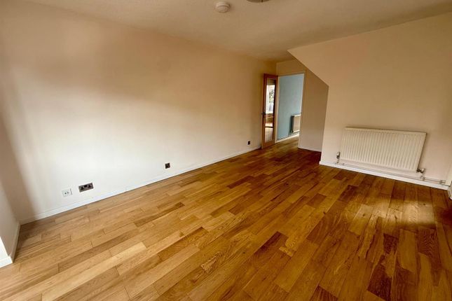 38, Knightswood, Hereford photo 4