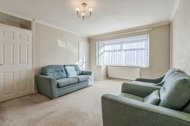 32, Holcombe Drive, Plymouth photo 2