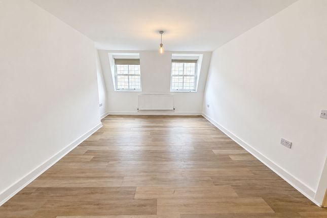 Flat 8, The Herbert Ashman Building, Bristol photo 2
