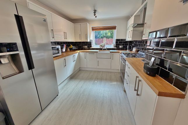 63, Shearwater Avenue, Fareham photo 4
