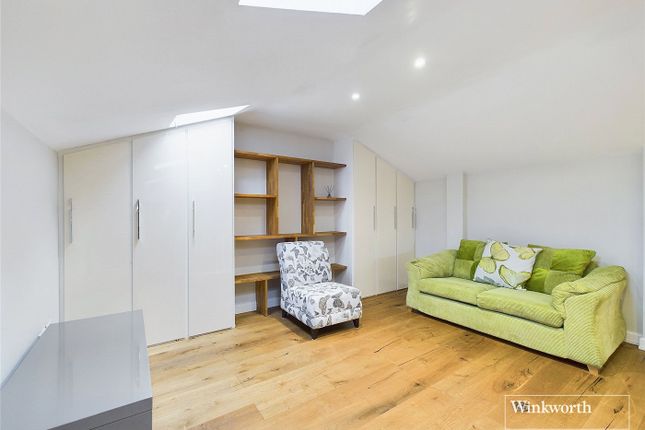 Flat 2, 122A, Castle Street, Berkshire photo 3