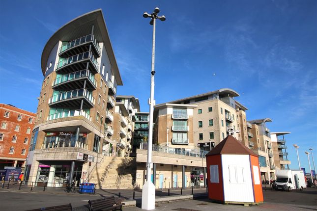 Thumbnail Flat to rent in Dolphin Quays, The Quay, Poole