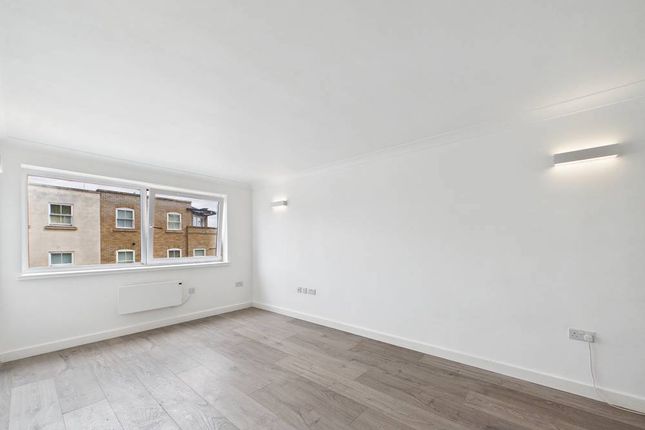 4, Mildmay Court, Chelmsford photo 2