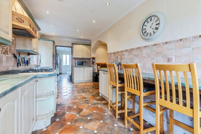 20, Belmont Drive, Lancashire photo 4