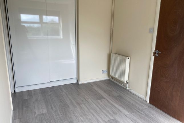 Thumbnail Studio to rent in Friern Barnet Road, London