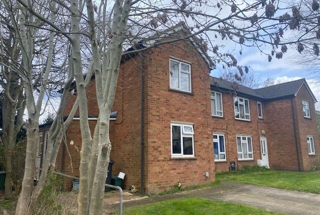Thumbnail Duplex to rent in Haseldine Road, London Colney