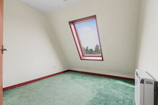 Flat 8, Rosie Court, Newnham Street, Ely photo 4