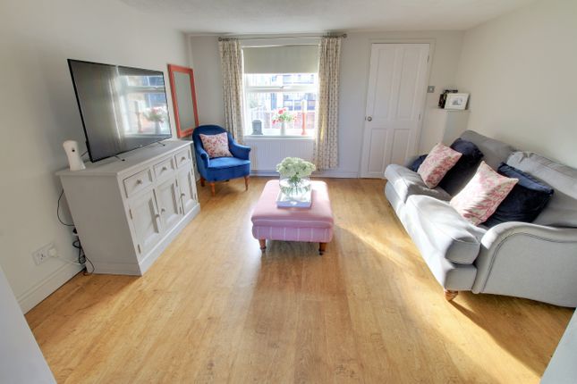 71, Dartford Road, March photo 2
