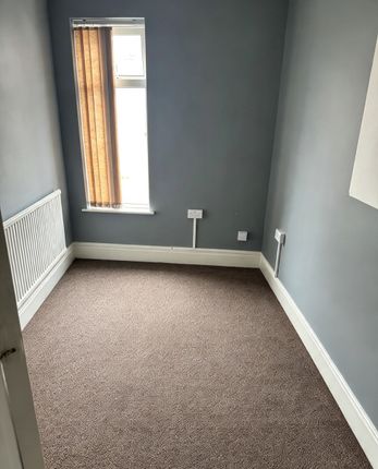 42 Markeaton Street, Derby photo 3