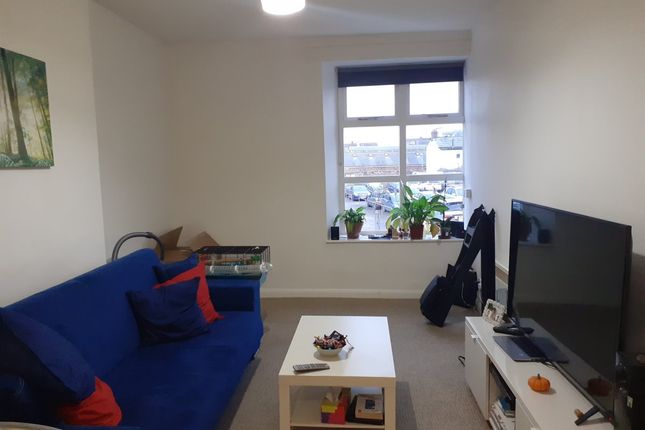Flat 8, Blackmore House, 17 St Peter Street, Tiverton photo 3
