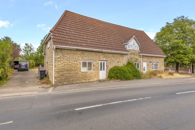 Detached house for sale in Cliff Road, Welton, Lincolnshire