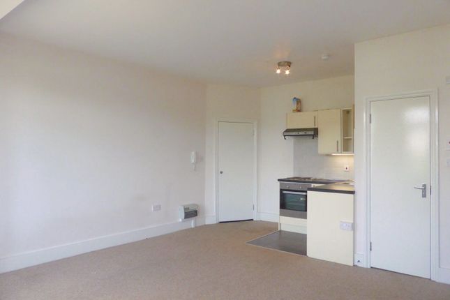 Studio to rent in York Place, York Avenue, Hove