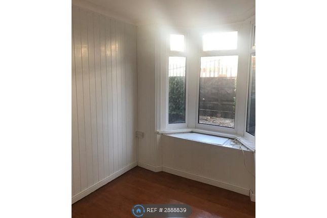 Portland Terrace, Sheerness photo 5