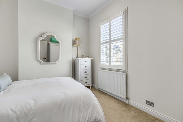 End terrace house for sale in Melrose Road, Barnes