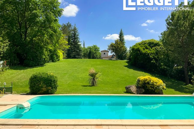 Thumbnail Villa for sale in Lasserre, Lot-Et-Garonne, Nouvelle-Aquitaine