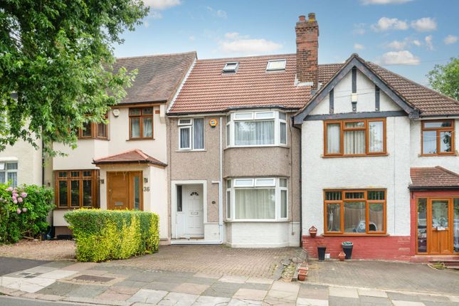 Property for sale in Melville Avenue, Perivale, Greenford