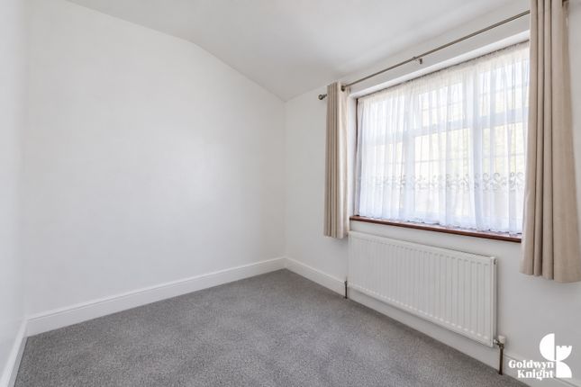 Macaulay Road, London photo 5
