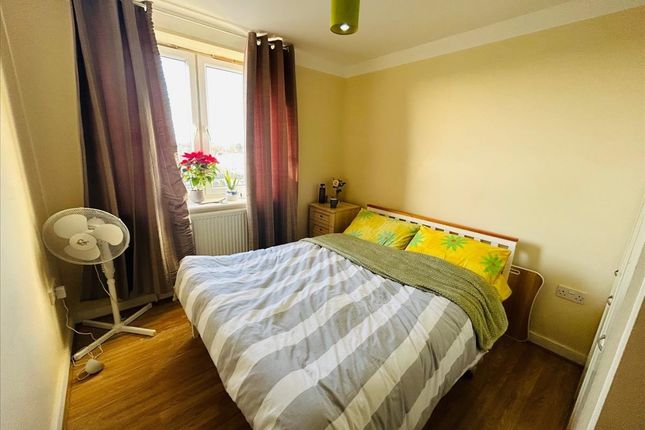 Apartment 117, Caldon House, Waxlow Way, Northolt photo 5