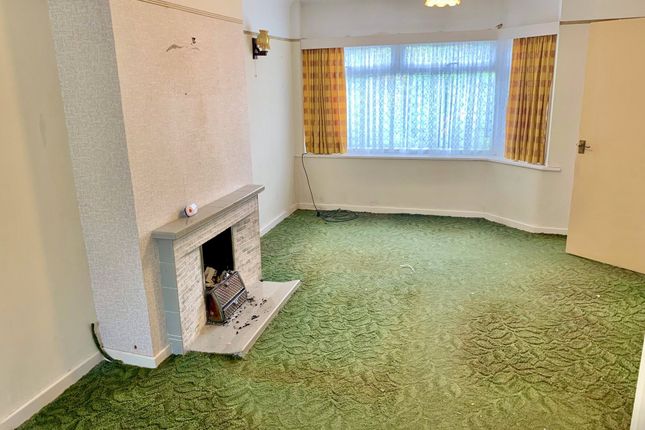 36, Meadow Road, Merseyside photo 2
