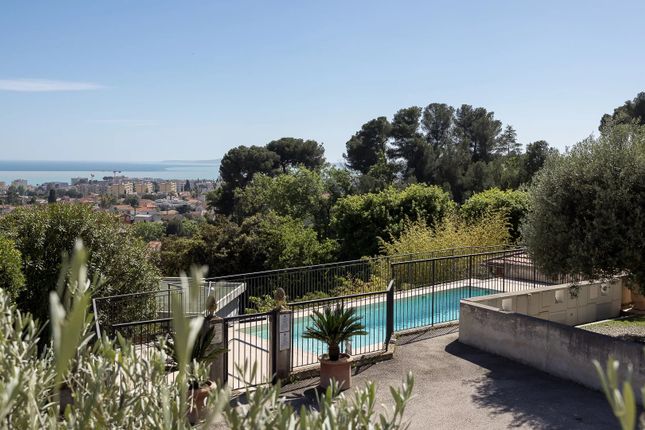 Thumbnail Apartment for sale in Cagnes Sur Mer, Antibes Area, French Riviera