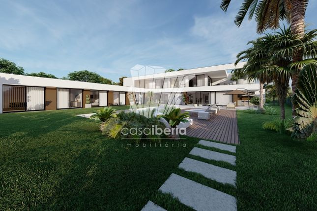 Thumbnail Villa for sale in Street Name Upon Request, Portimão, Pt