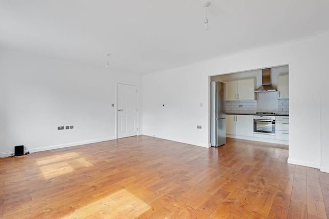 3, Aspen Mews, London photo 3