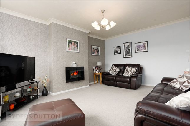 15, Regent Drive, Mossley photo 3