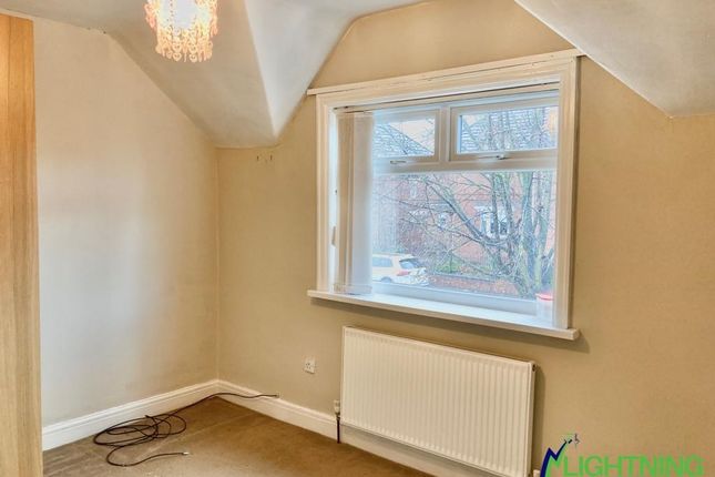 114, Broadway, GATESHEAD photo 4