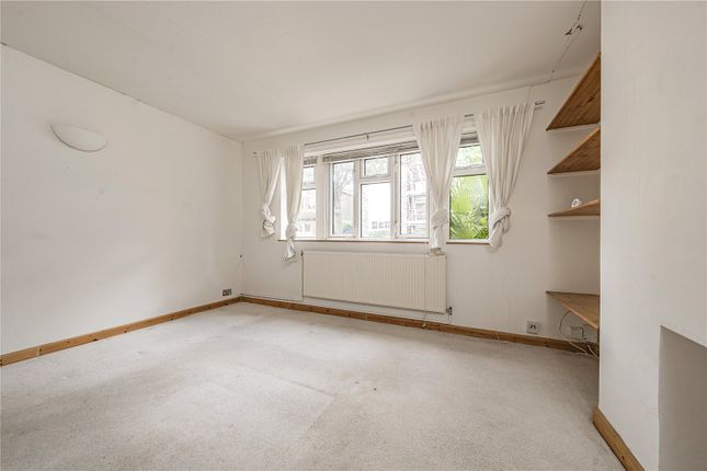 19,, Sussex Court, London photo 3