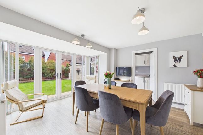 68, Poppy Road, Somerton photo 4