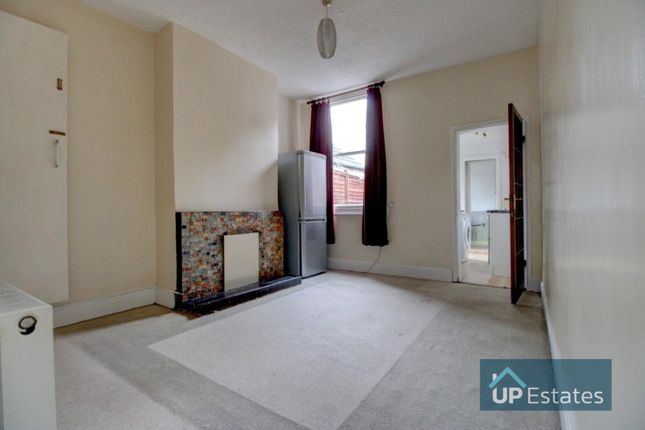 19, Catherine Street, Coventry photo 3
