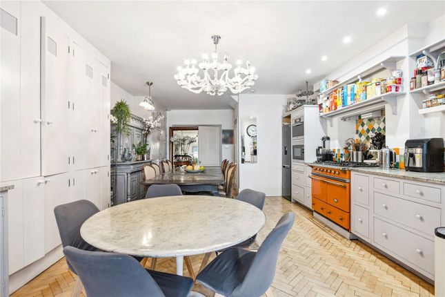 Thumbnail Property to rent in St Petersburgh Place, London