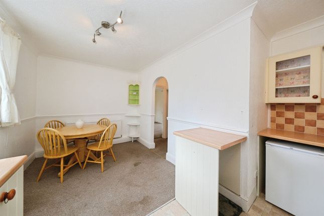 45, Firbeck Crescent, Worksop photo 4