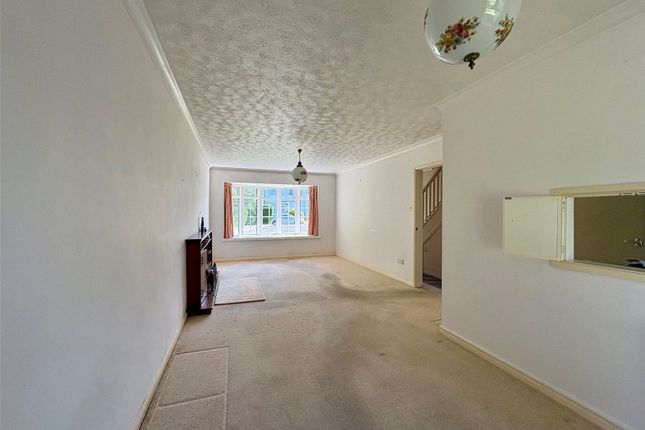 19, Ernsborough Gardens, Devon photo 4