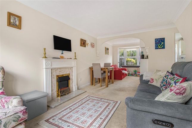 12, Carrick Close, Cambridge photo 3
